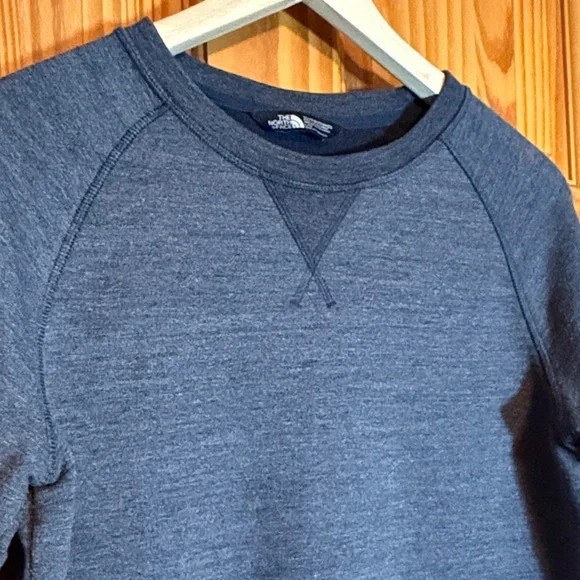 The North Face Men's Dark Blue Crewneck Sweater - Picture 3 of 8